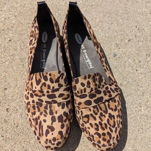 Dr Scholl Size 11 Leopard Slip on Shoes